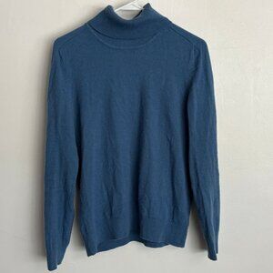 100% Cashmere Turtleneck Sweater
